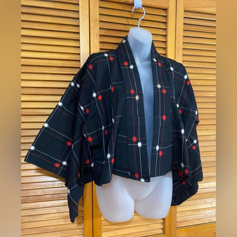 Kimono-like top / blazer by Urban Renewal